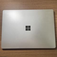 Microsoft Surface Laptop Go 第一世代 シルバーのサムネイル