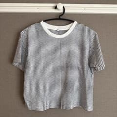 ユニクロ ボーダー 半袖Tシャツのサムネイル