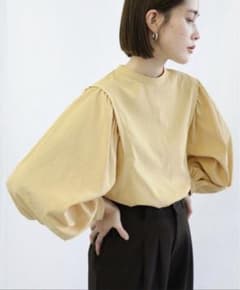 【美品】ノーカラーボリューム切替ブラウス select MOCAのサムネイル