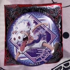 ワンピース　缶バッジ　ルフィのサムネイル