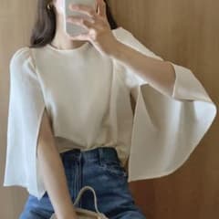 LAUIR スリットスリーブトップス　ブラウスのサムネイル