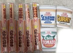 日清食品 チキンラーメン カップヌードル 鉛筆、メモ帳セットのサムネイル