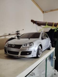 Volkswagen Golf GTI ラジコンカー 本体 - メルカリ