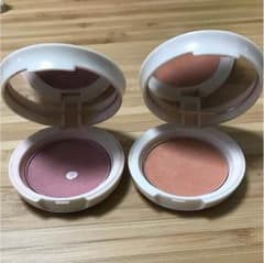 アジュバン プリンシェル チークパウダーのサムネイル
