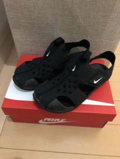 NIKE ナイキキッズサンダルのサムネイル