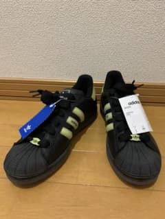 ☆新品☆アディダス スニーカー 26cmのサムネイル