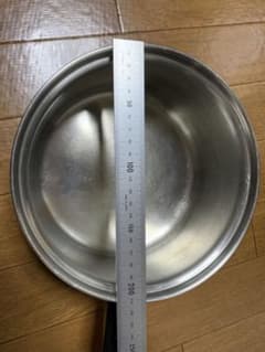 アムウェイ　フライパン　クィーン　中ソースパン　蓋ありのサムネイル