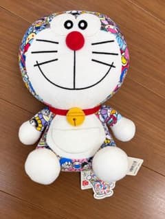 希少・激レア】村上隆×ドラえもん UNIQLO コラボぬいぐるみ タグ付き