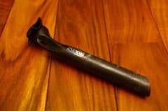 Controltech ipost. 31.6mm カーボン シットポストのサムネイル