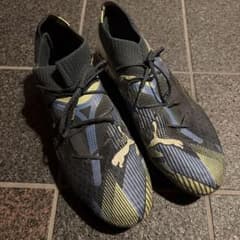 PUMAプーマ フューチャー7アルティメット　サッカーシューズ　27.5cmのサムネイル
