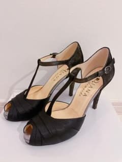 ダイアナ DIANA ハイヒール ピンヒール ストラップ オープントゥ ブラック