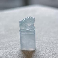 ビルマ翡翠精細彫刻「玉輿に乗る鼠お花嫁」(A貨保証)(整理番号