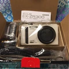 CASIOデジカメ♡おまけWi-Fi機能付き16GB SDカードのサムネイル