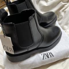 【値下げしました！】サイドゴアブーツ 厚底 ZARAのサムネイル