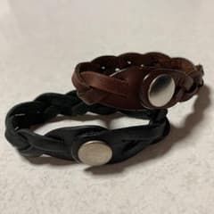 革ブレスレットのサムネイル