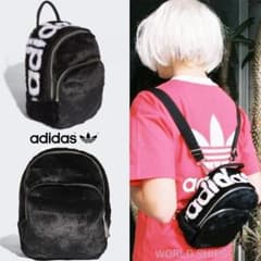 adidas（アディダス）モコモコ ファー ミニリュックのサムネイル