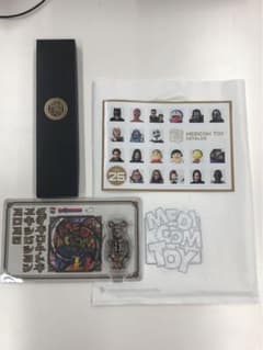 非売品 BE@RBRICKベアブリック100% エキシビション 25 セットのサムネイル