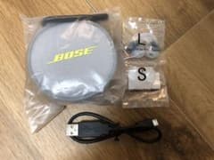 BOSE ワイヤレスイヤホン　付属品のサムネイル