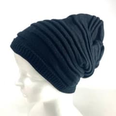 新品 未使用 ニット帽 男女兼用 伸縮性あり ブラック 黒 シンプル 防寒のサムネイル