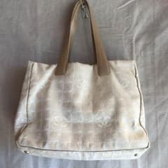 CHANEL シャネル ニュートラベルラインmmのサムネイル