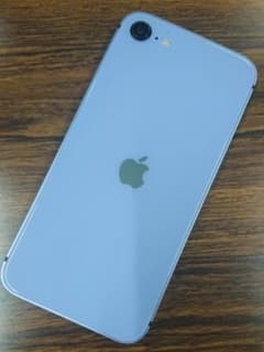 【週末値下げ】カスタム iPhone SE 第2世代 256GB SIMフリーのサムネイル