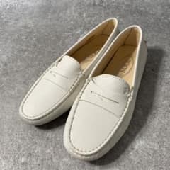 極美品 トッズ シティ ゴンミーニ レザー ドライビングシューズ 