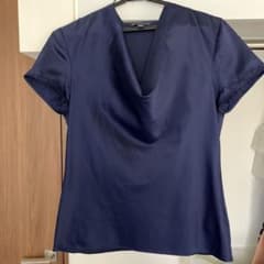 Brooks Brothers ネイビー ブラウス サイズ2のサムネイル