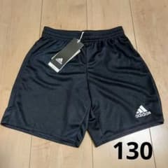 【新品タグ付き】 adidas　アディダス　サッカー　ズボン　短パン　130のサムネイル
