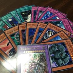 値下げしました！D-HEROデッキ50枚のサムネイル