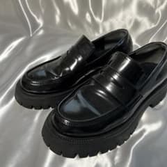 靴　ローファーのサムネイル