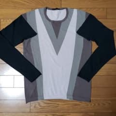 長袖Tシャツのサムネイル