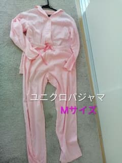 ユニクロ パジャマ ピンク ストライプ Mサイズのサムネイル