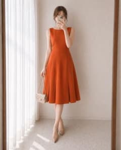 FOXEY 42 大きいサイズ 上質素材　フレアワンピース FOXEY 42 大きいサイズ 上質素材 フレアワンピース - メルカリ