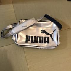 PUMA プーマ エナメルバッグのサムネイル