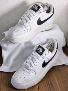 Nike Air Force 1 ホワイト/ブラックのサムネイル