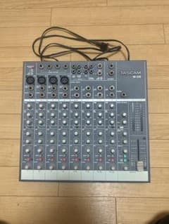 TASCAM M-08 チャンネルミキサー [動作確認済み]のサムネイル