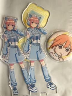 中野一花 映画 + ローソン アクスタ 缶バッジ