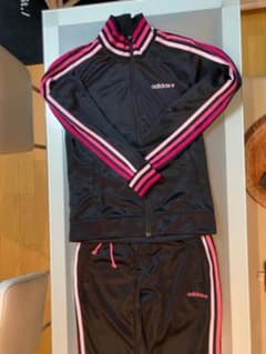 adidas neo レディースジャージ上下　黒のサムネイル