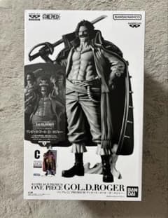 ワンピース バンダイプレミアムフィギュア ゴールド・ロジャー　半券付き ワンピース バンダイプレミアムフィギュア ゴールド・ロジャー 半券