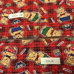 IBARIN クマ柄 キルティング生地 3枚セット 38✖️32、2枚、77✖️18のサムネイル