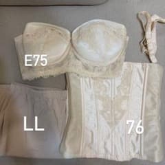 Four Sis & Co. ブライダルインナーセット FOUR SIS & Co. ブライダルインナーセット - メルカリ