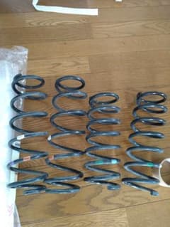 ジムニーJB23W純正サスペンション4本セットのサムネイル