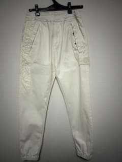 stone ストーンアイランド　ホワイトカーゴパンツ　クリームW29 stone islandストーンアイランド ホワイトカーゴパンツ クリームW29
