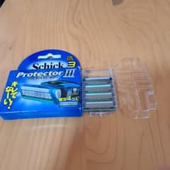 Schick Protector 3 替刃 4個入のサムネイル