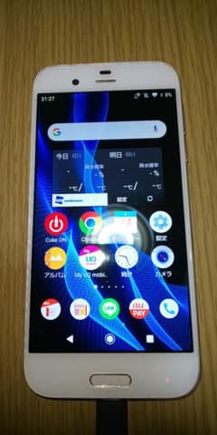 スマホ SHARP shv39のサムネイル