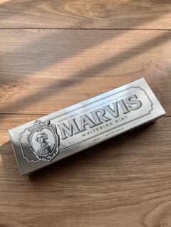 Marvis マービス ホワイトニング ミント 歯磨き粉のサムネイル
