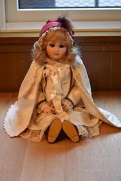 ビスクドール　お洒落なコのサムネイル