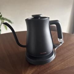 BALMUDA The Pot 電気ケトル ブラック 本体 - メルカリ