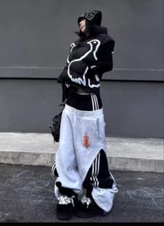 レイヤードスウェットパンツのサムネイル