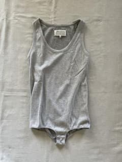 Maison Margiela マルジェラ 1 リブ ボディースーツ グレー Maison Margiela マルジェラ 1 リブ ボディースーツ グレー - メルカリ